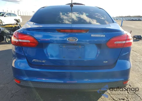 2018 Ford Focus Se z USA, uszkodzony, nr VIN 1FADP3F26JL241445